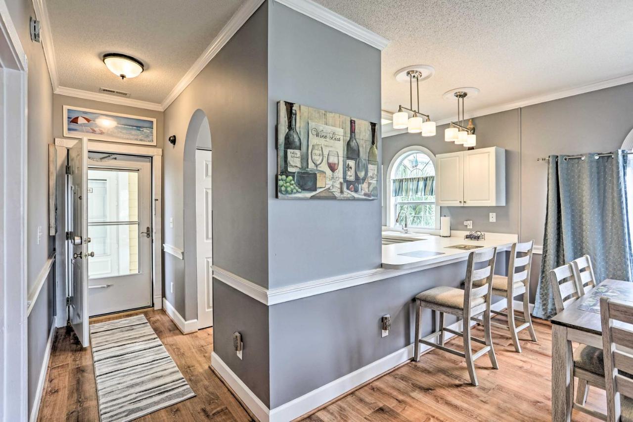Myrtle Beach Condo With Pool Less Than 2 Mi To The Coast! Exterior photo