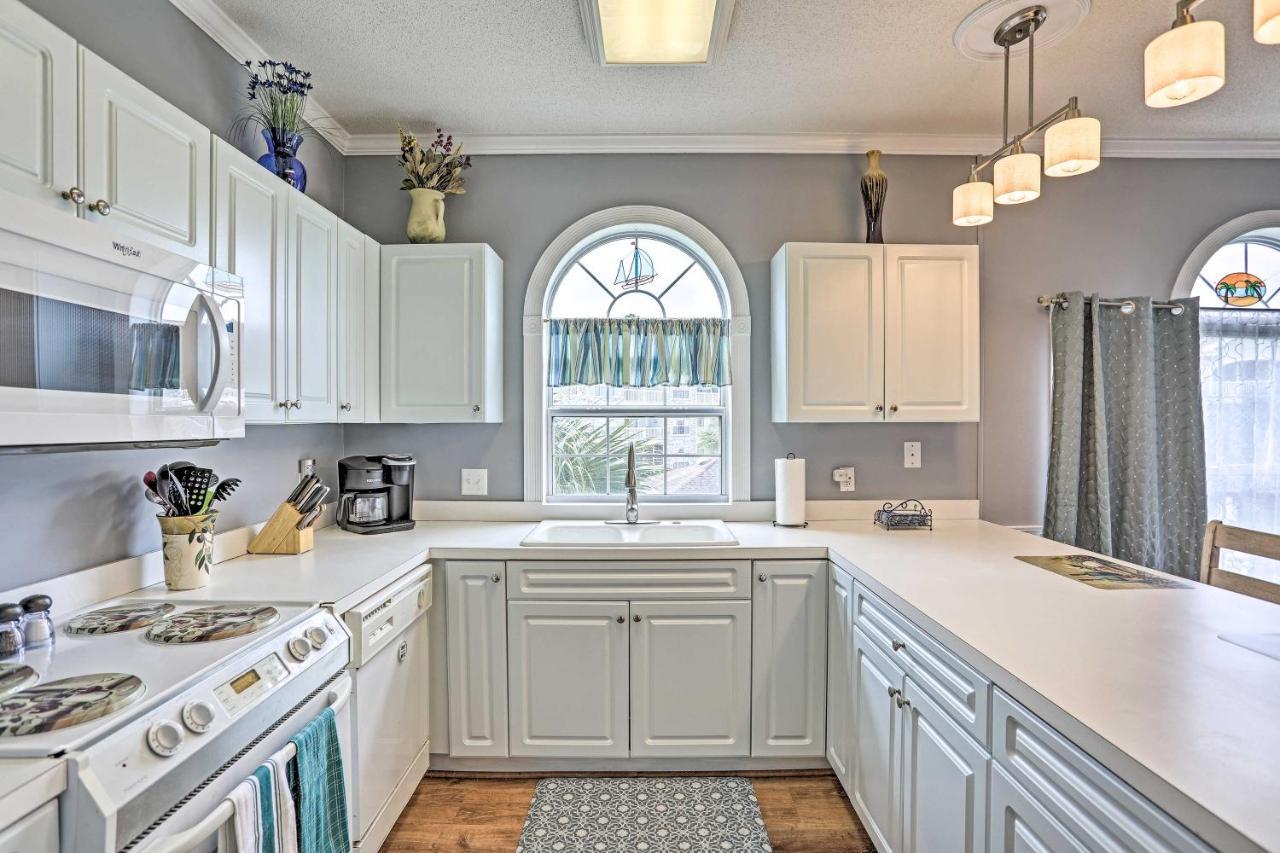 Myrtle Beach Condo With Pool Less Than 2 Mi To The Coast! Exterior photo